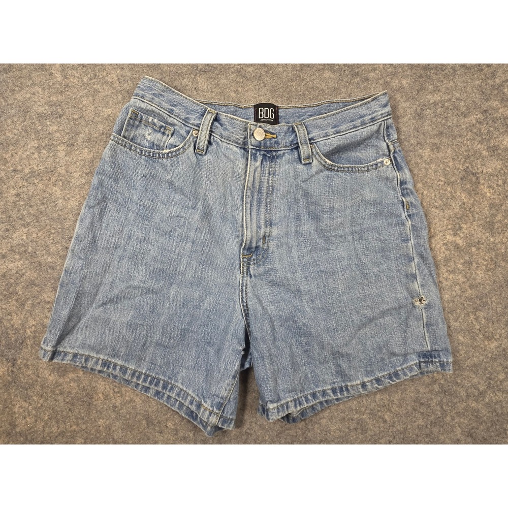BDG Urban Outfitters Mom High-Rise Denim Shorts Light Wash Size 27 Distressed